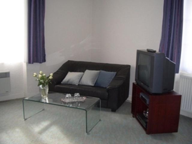 Le Platane Bed & Breakfast Lafrancaise Bagian luar foto