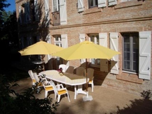 Le Platane Bed & Breakfast Lafrancaise Bagian luar foto